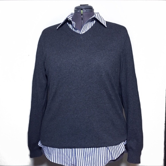 Article 365 Other - Article 365 Dark Gray V Neck Sweater Size L